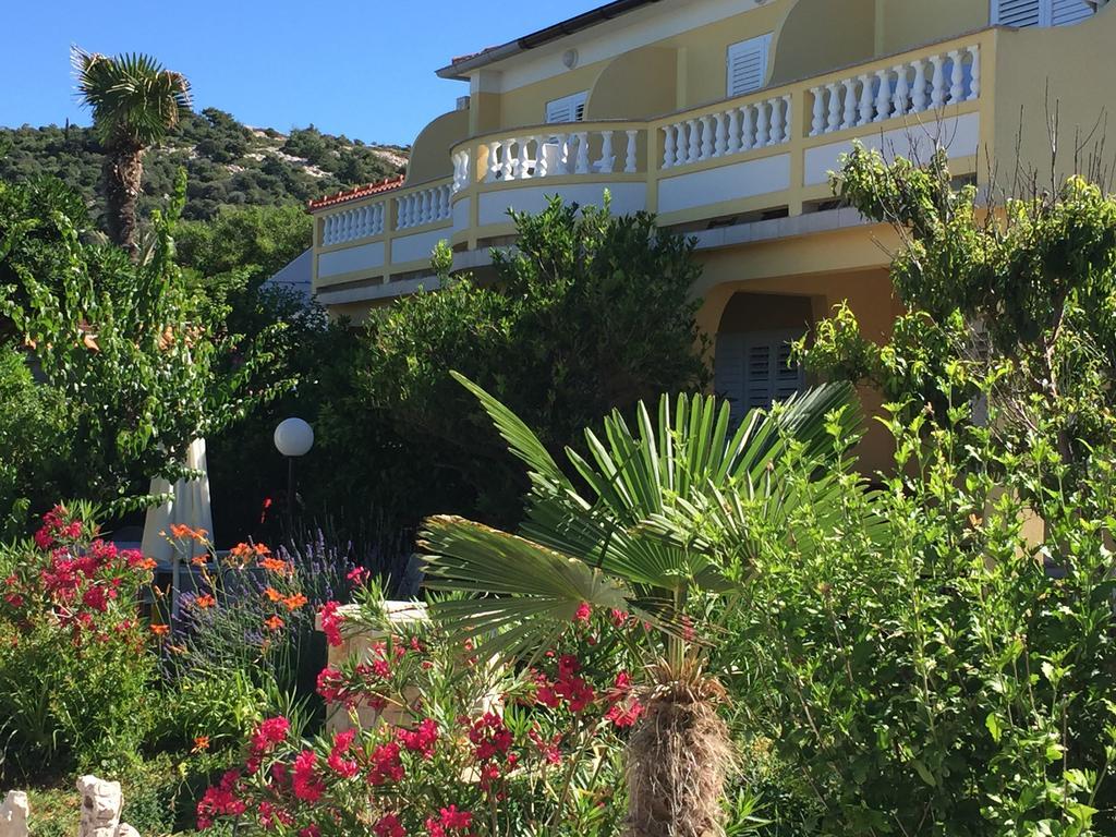 Barbat na Rabu Apartments And Rooms Villa Luci מראה חיצוני תמונה